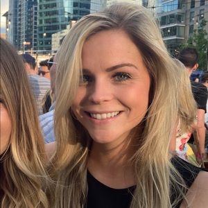 Meet your Posher, Ashley